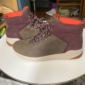 women’s timberland boots